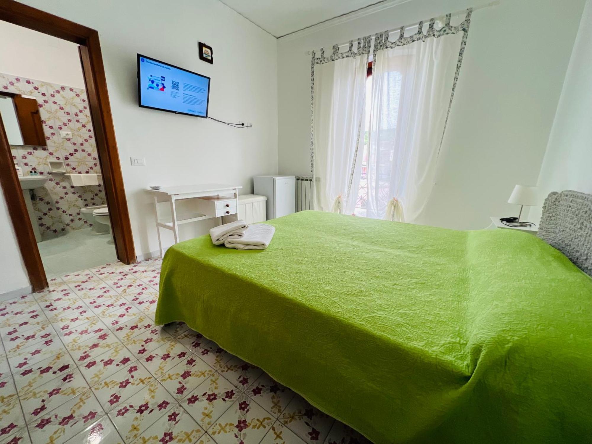 Villa Thomas Bb Conduzione Familiare Forio di Ischia Oda fotoğraf