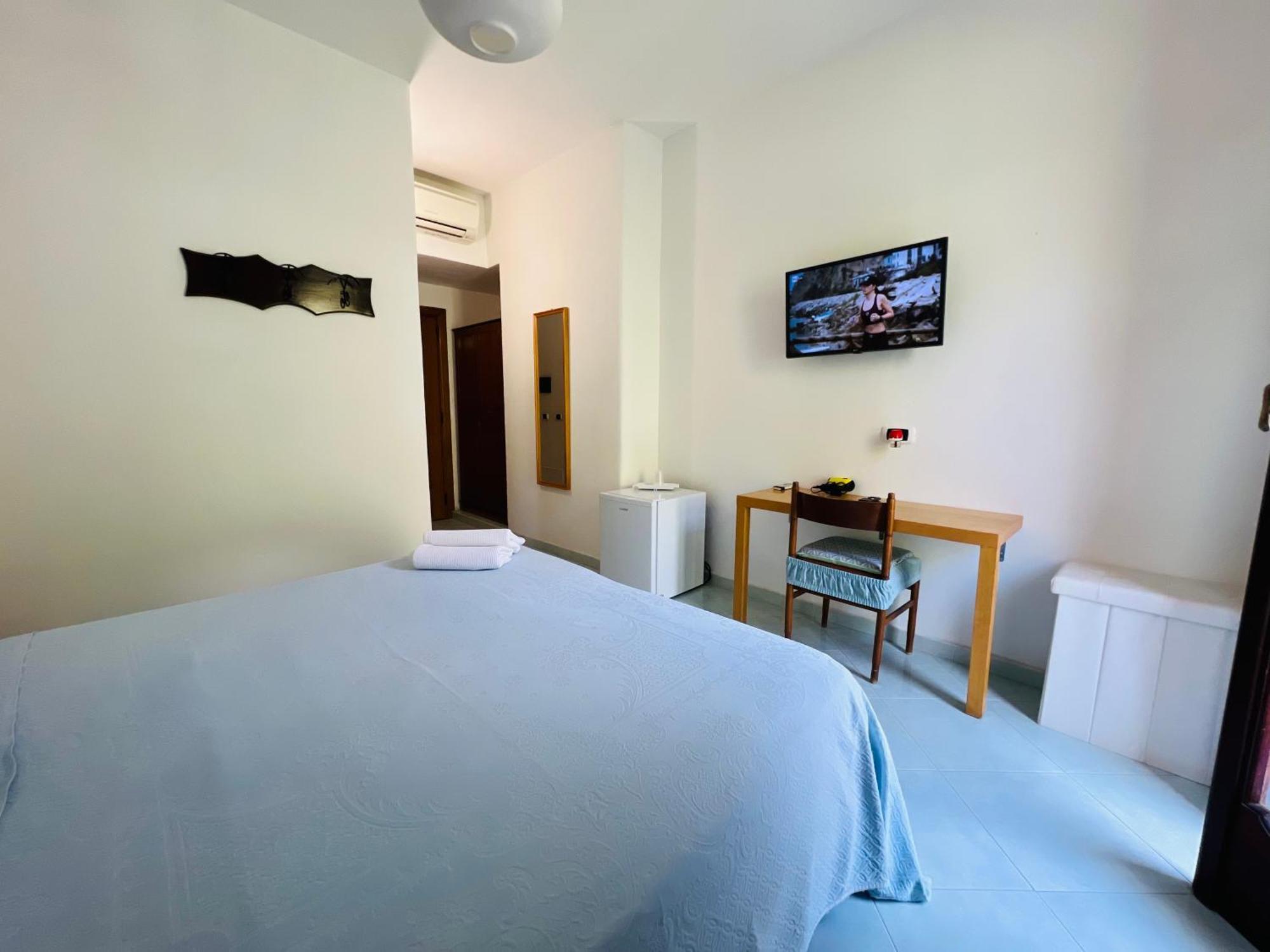 Villa Thomas Bb Conduzione Familiare Forio di Ischia Dış mekan fotoğraf